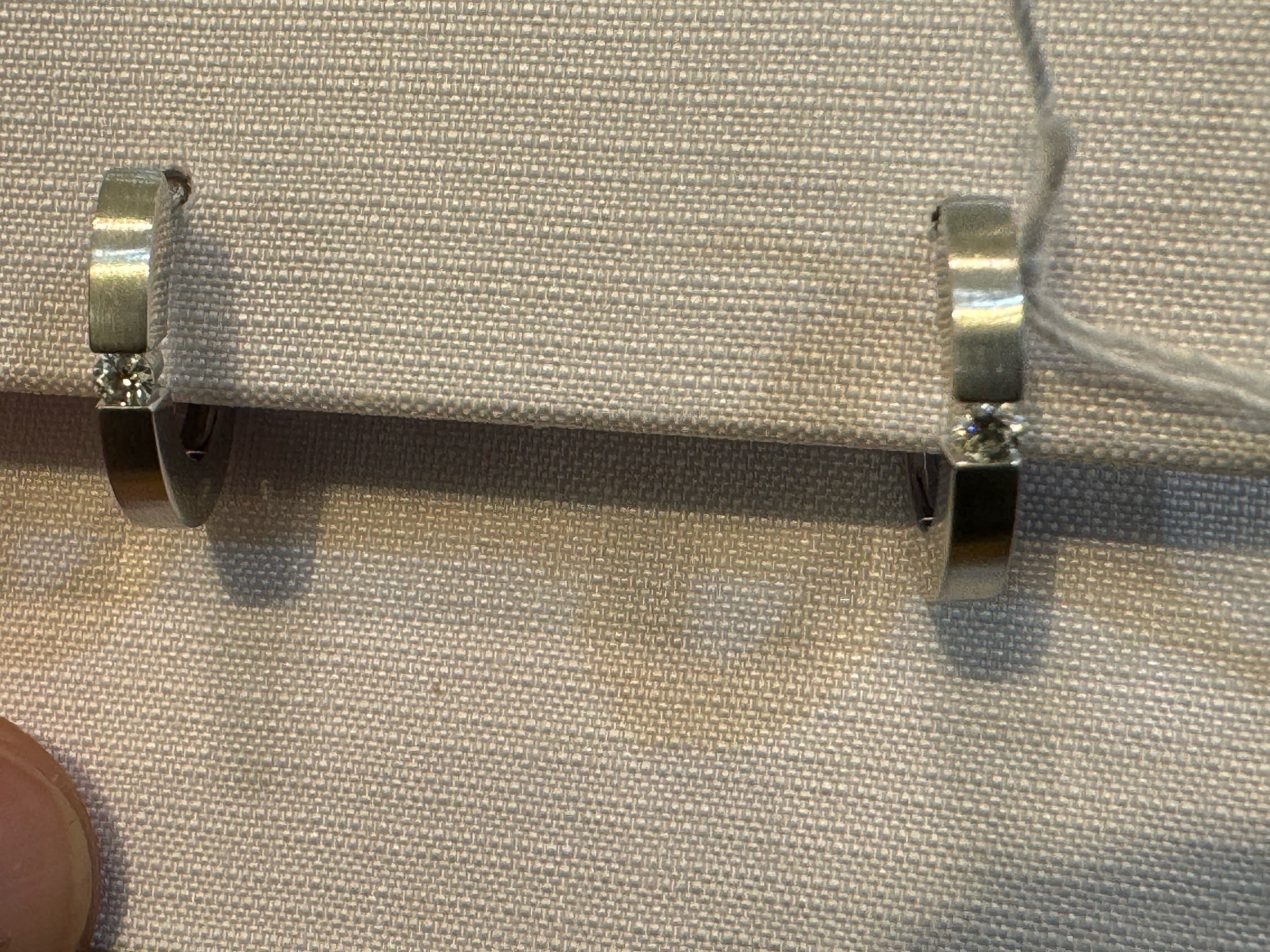 EARRING GOLD DESIGNER