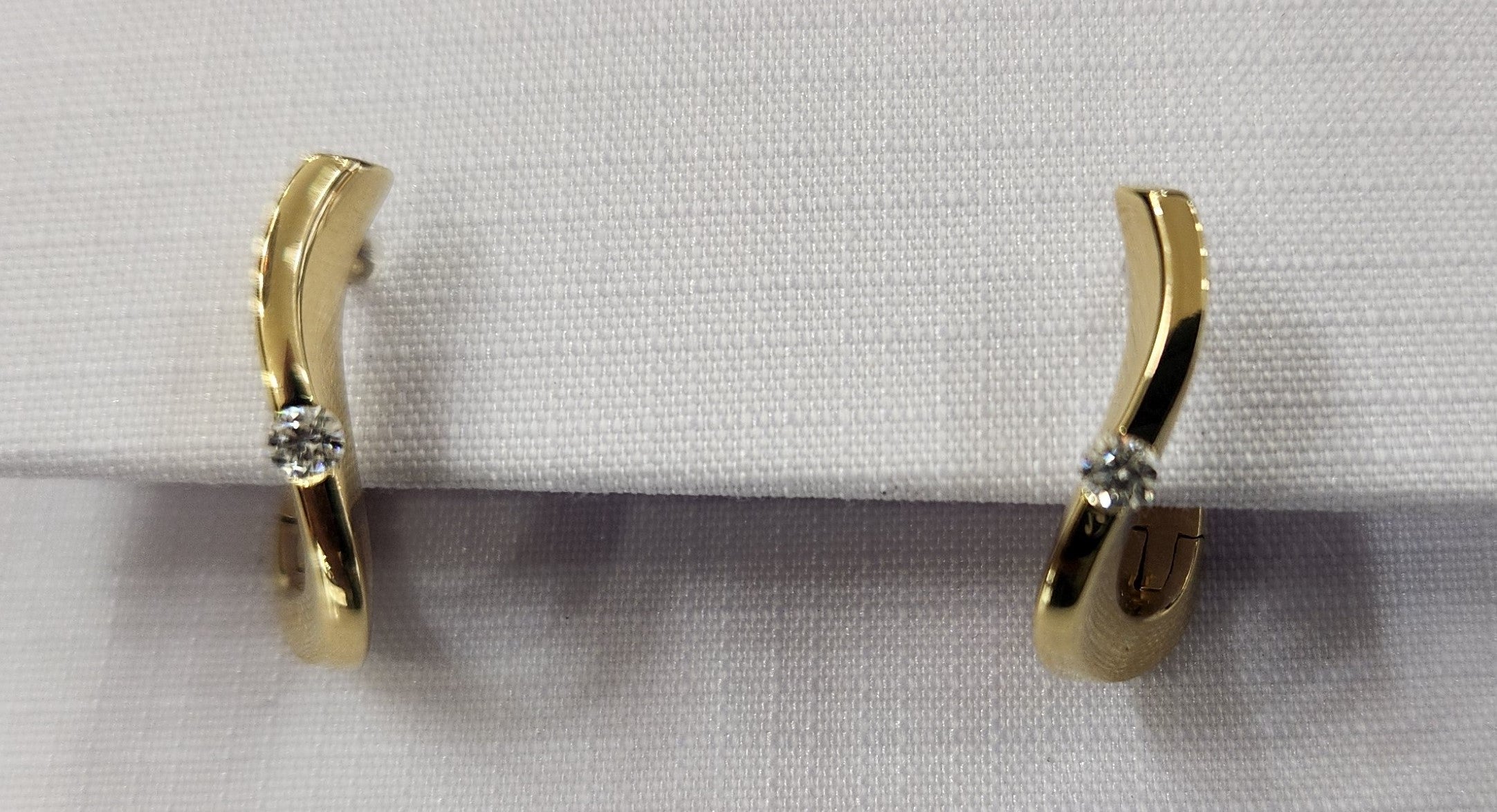 EARRING GOLD DESIGNER