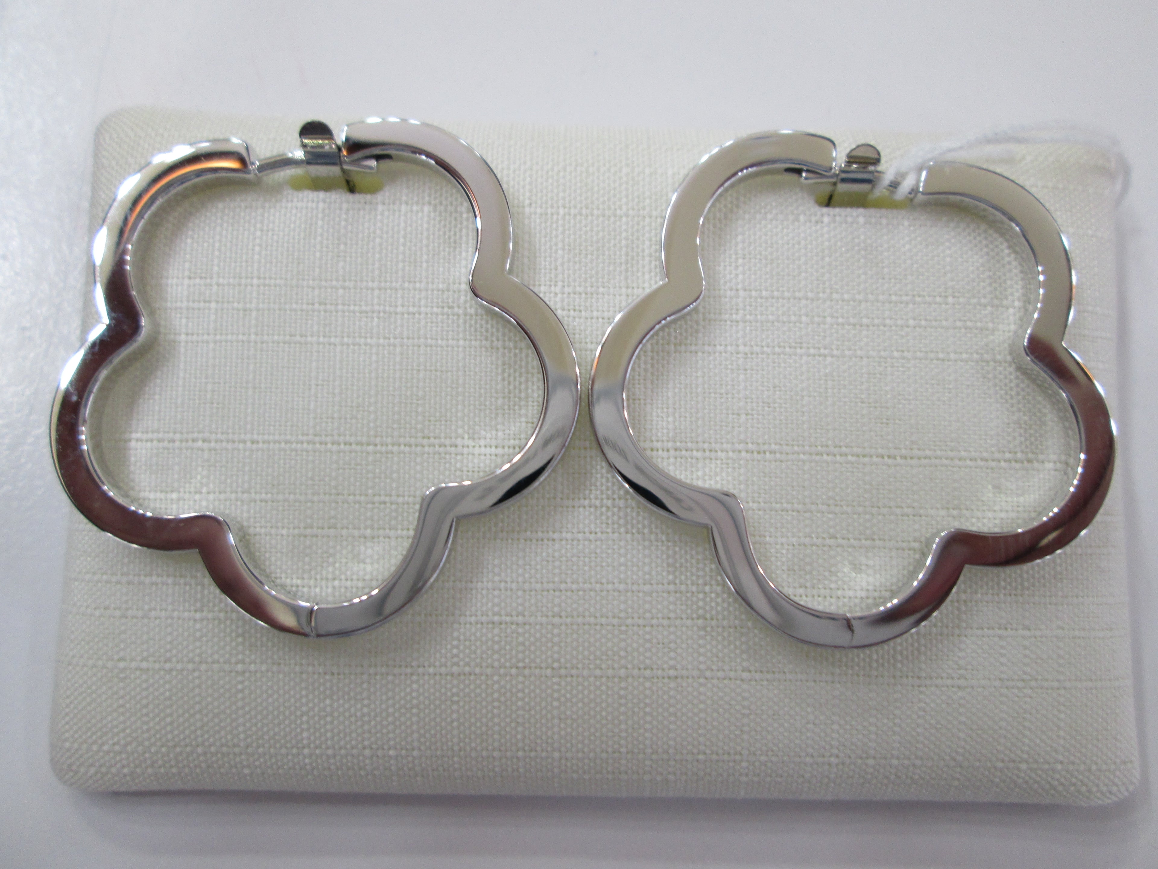 EARRING SILVER DESIGNER