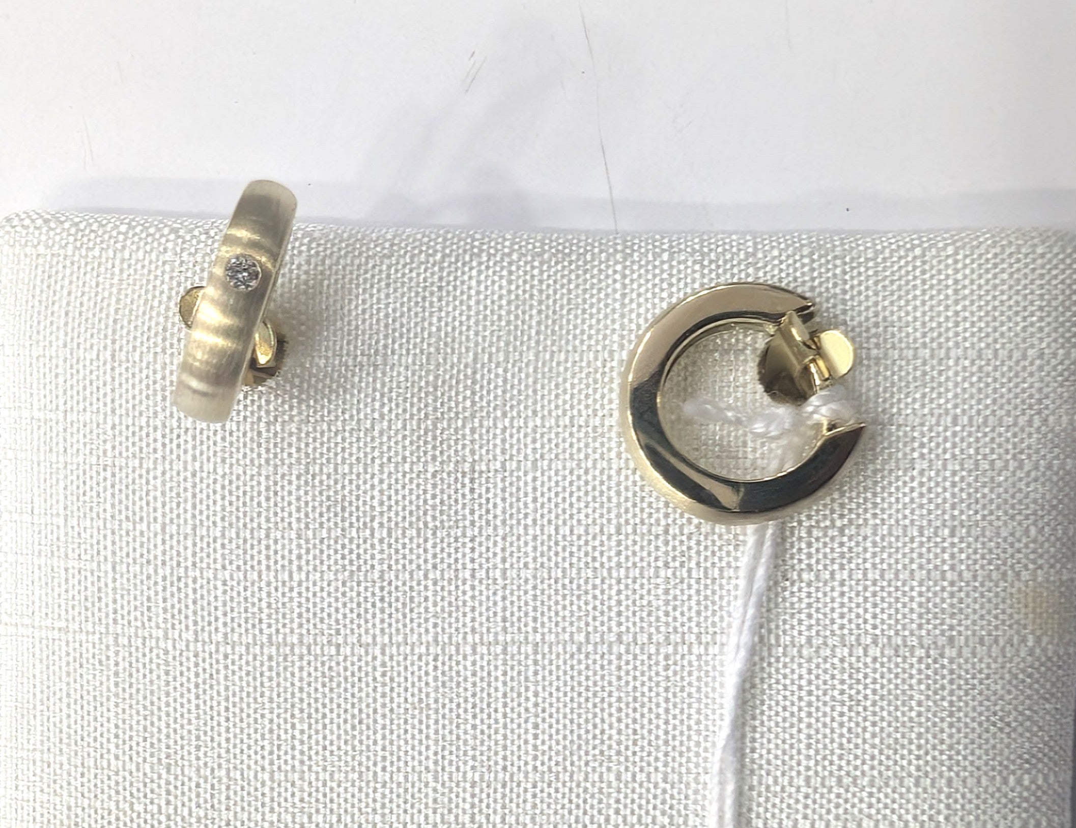 EARRING GOLD DESIGNER