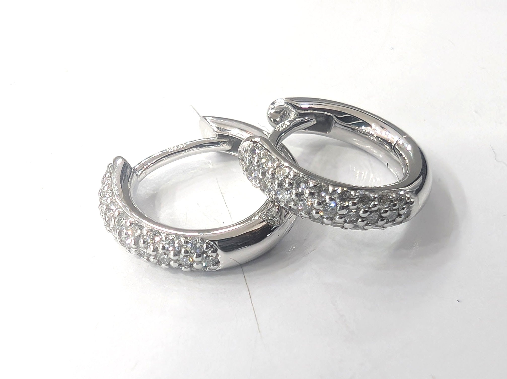 EARRING GOLD DESIGNER