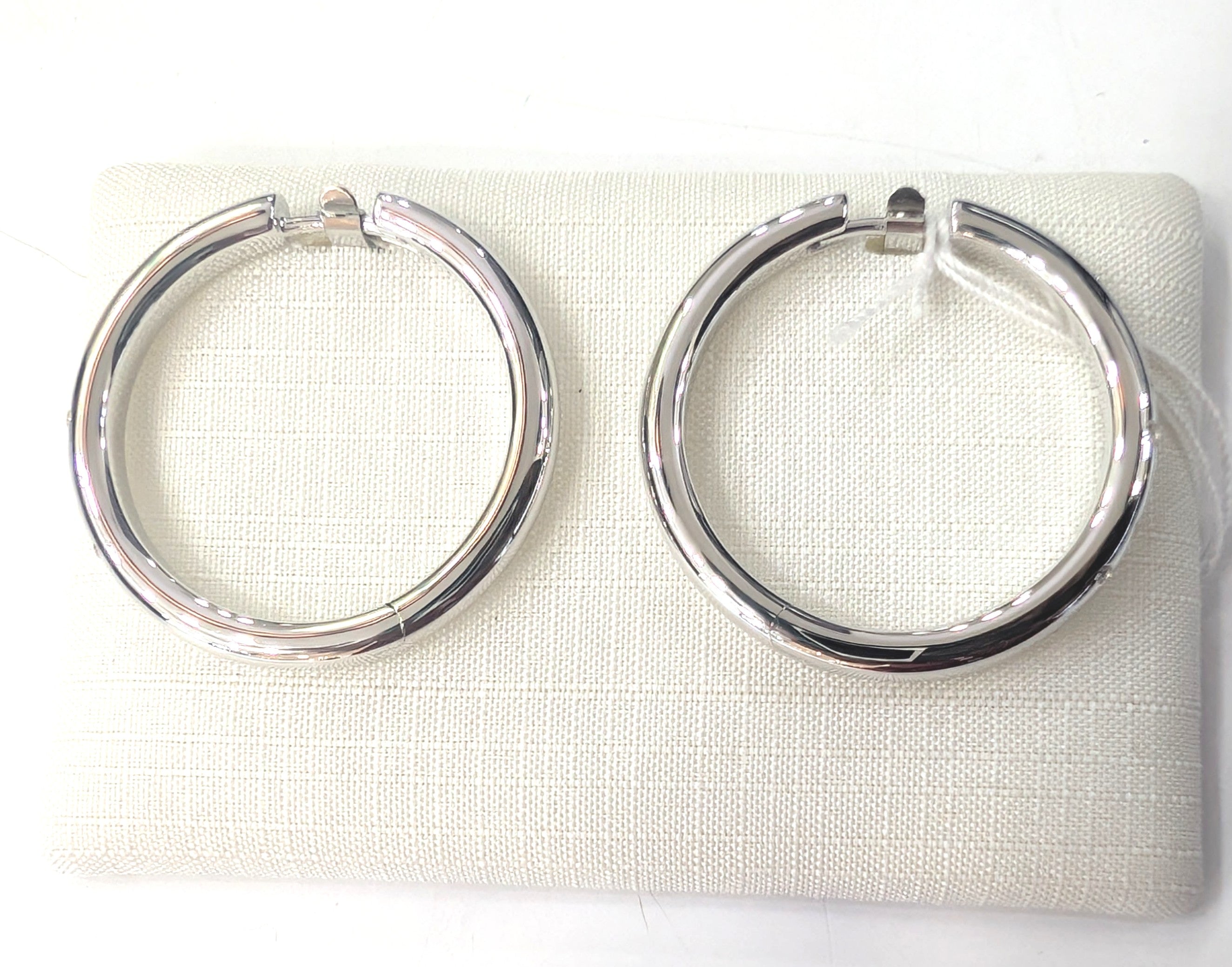 EARRING SILVER DESIGNER