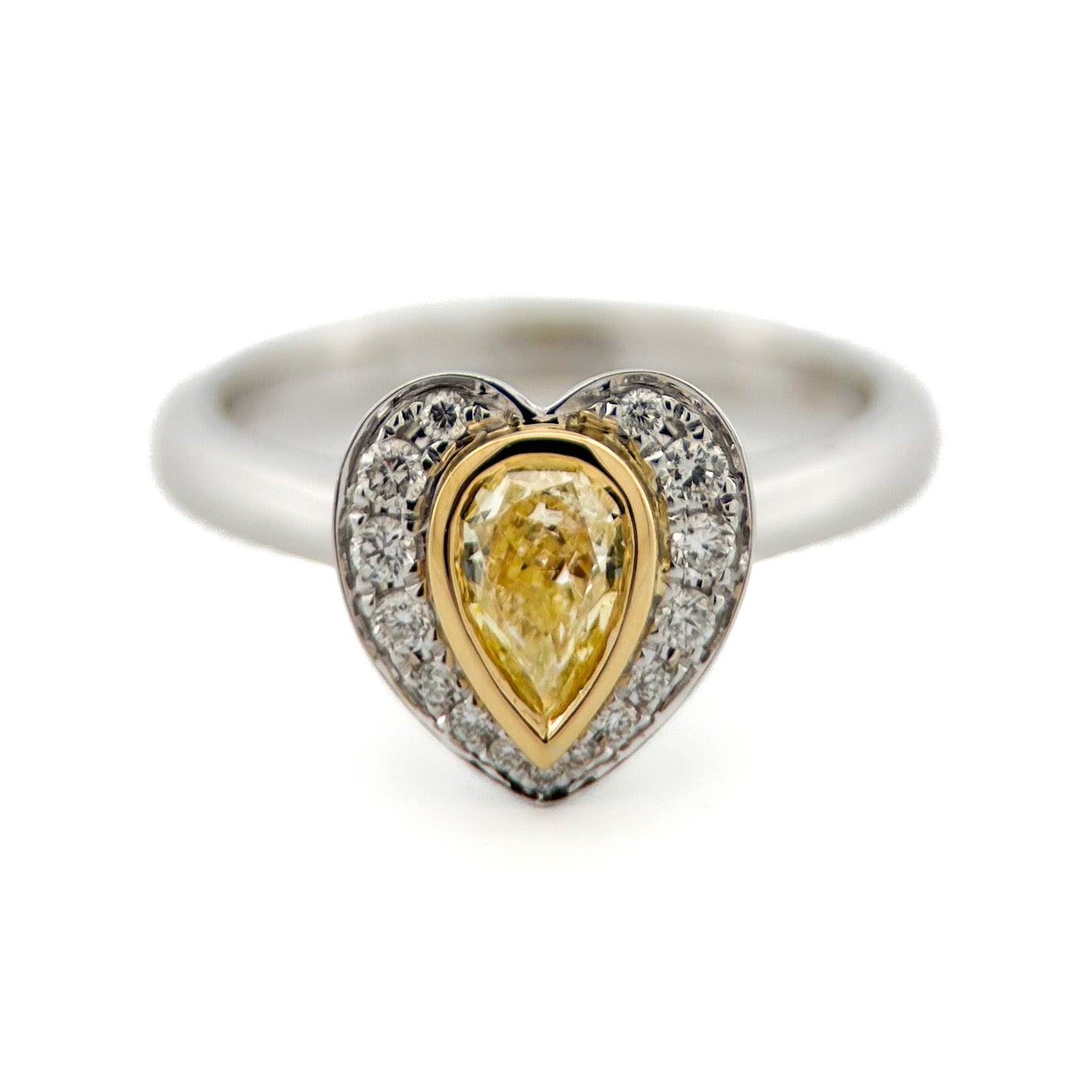 Ring Gold Designer