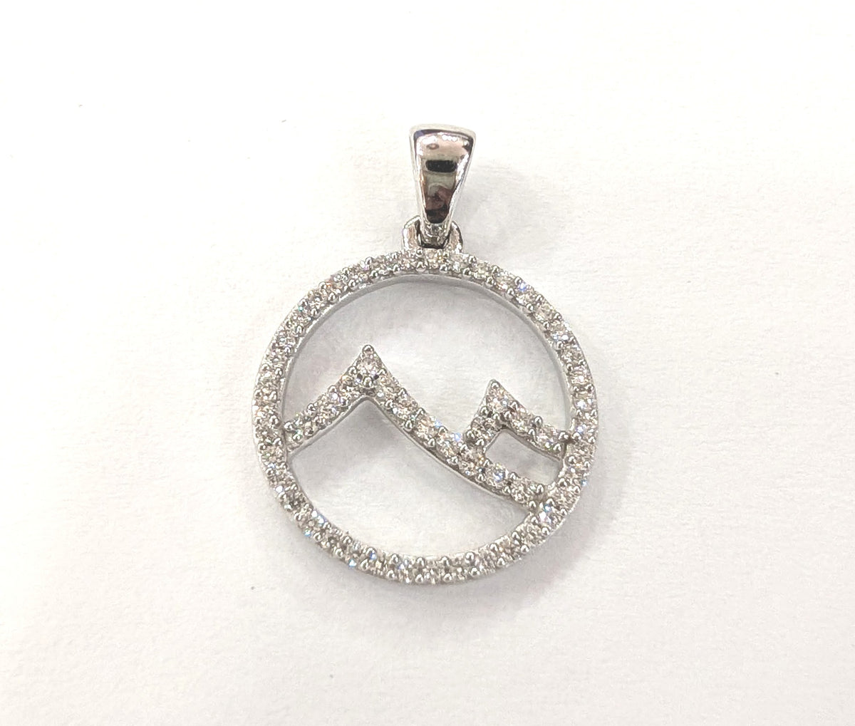 Pendant Gold Designer
