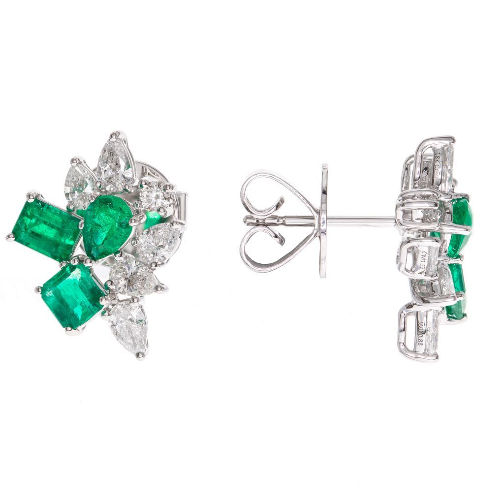 Earring Gold Designer