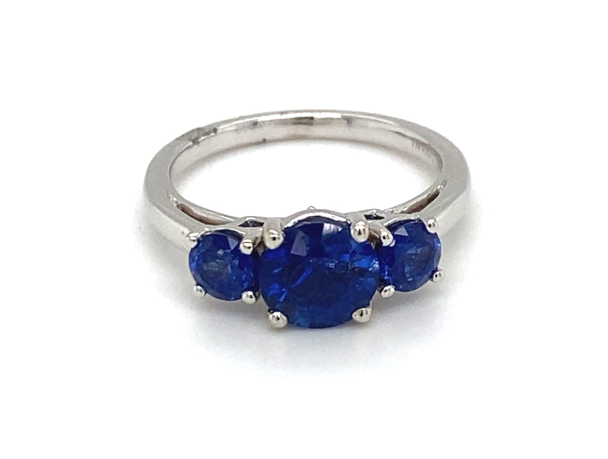 Round Ceylon Sapphire Ring