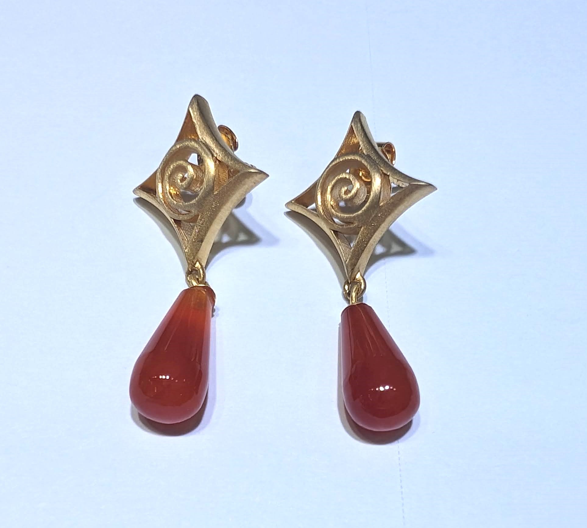 EARRING SILVER DESIGNER