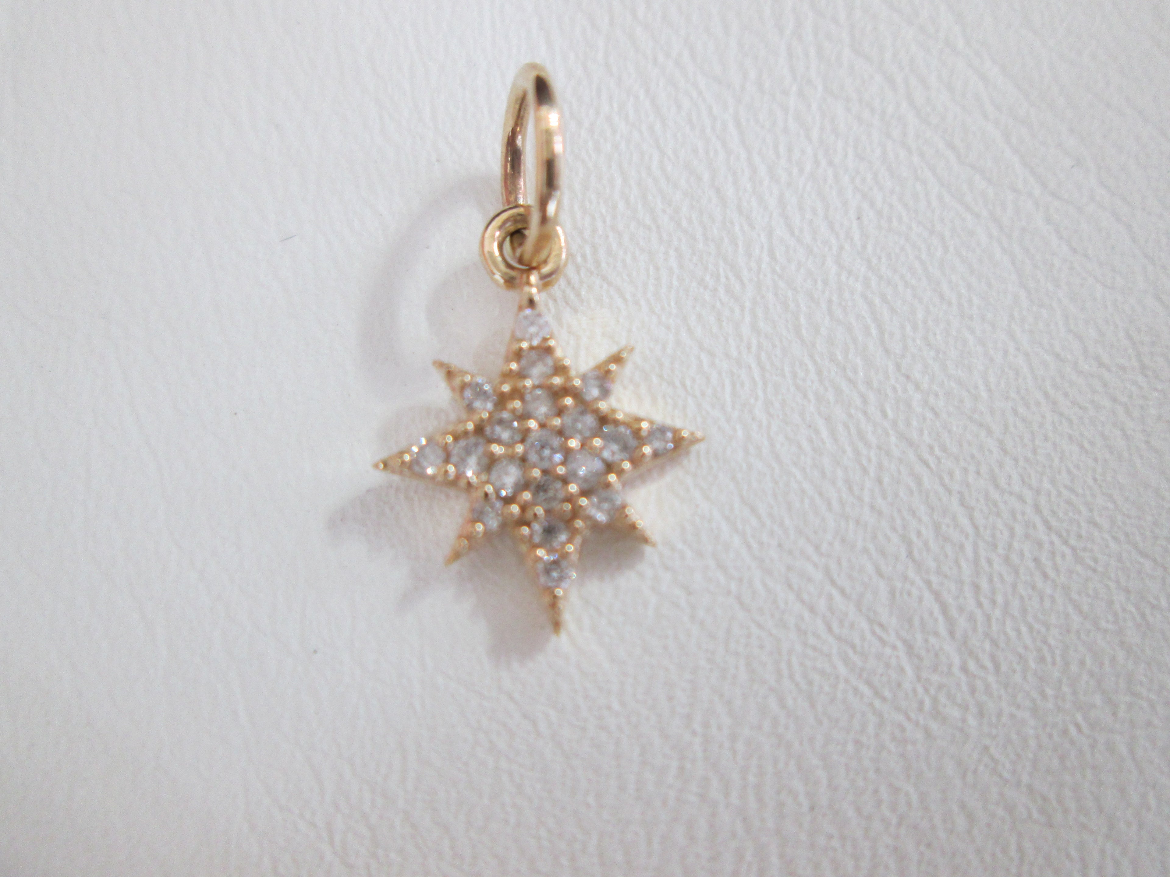 PENDANT GOLD DESIGNER