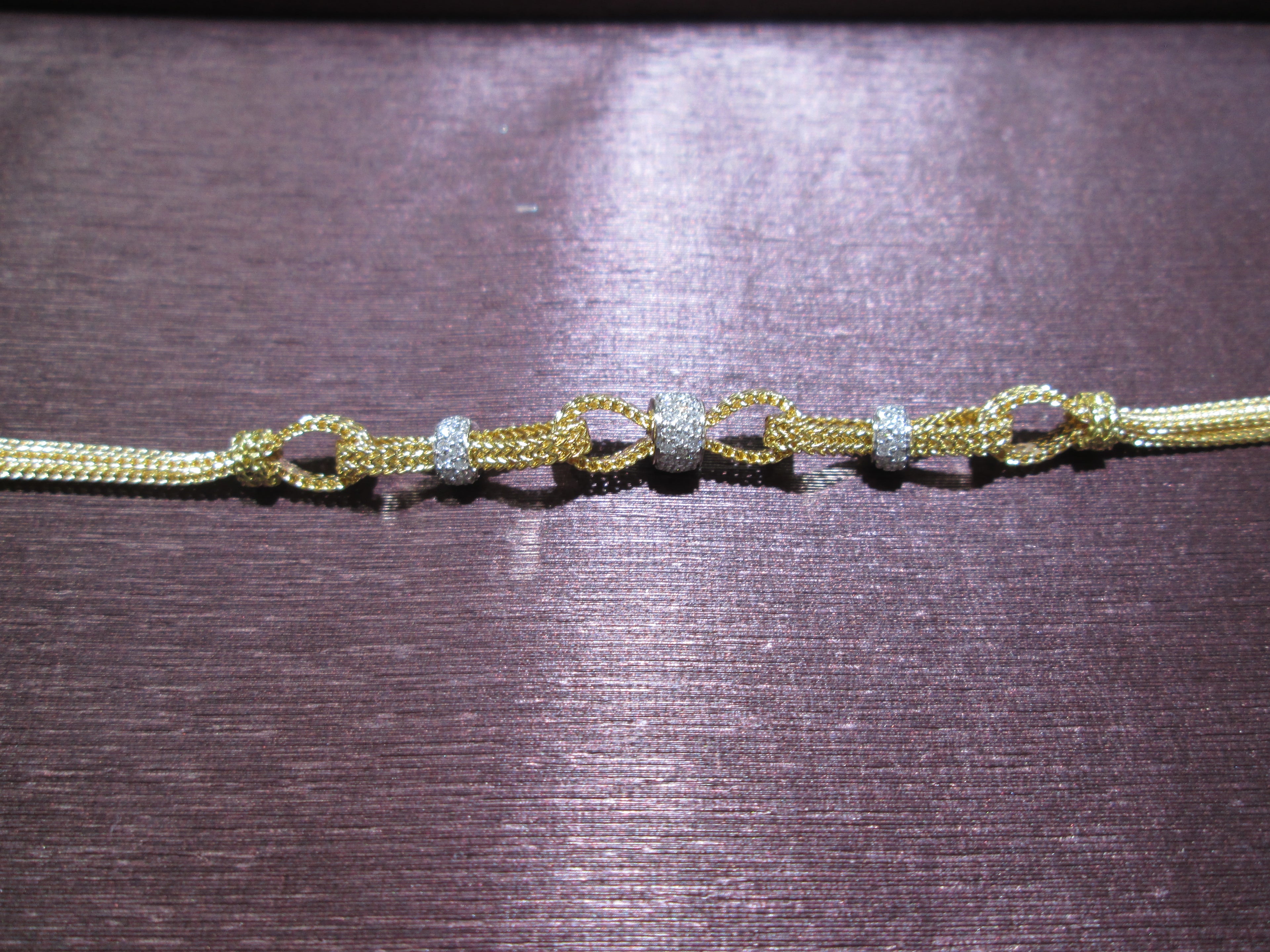 NECKLACE GOLD DESIGNER