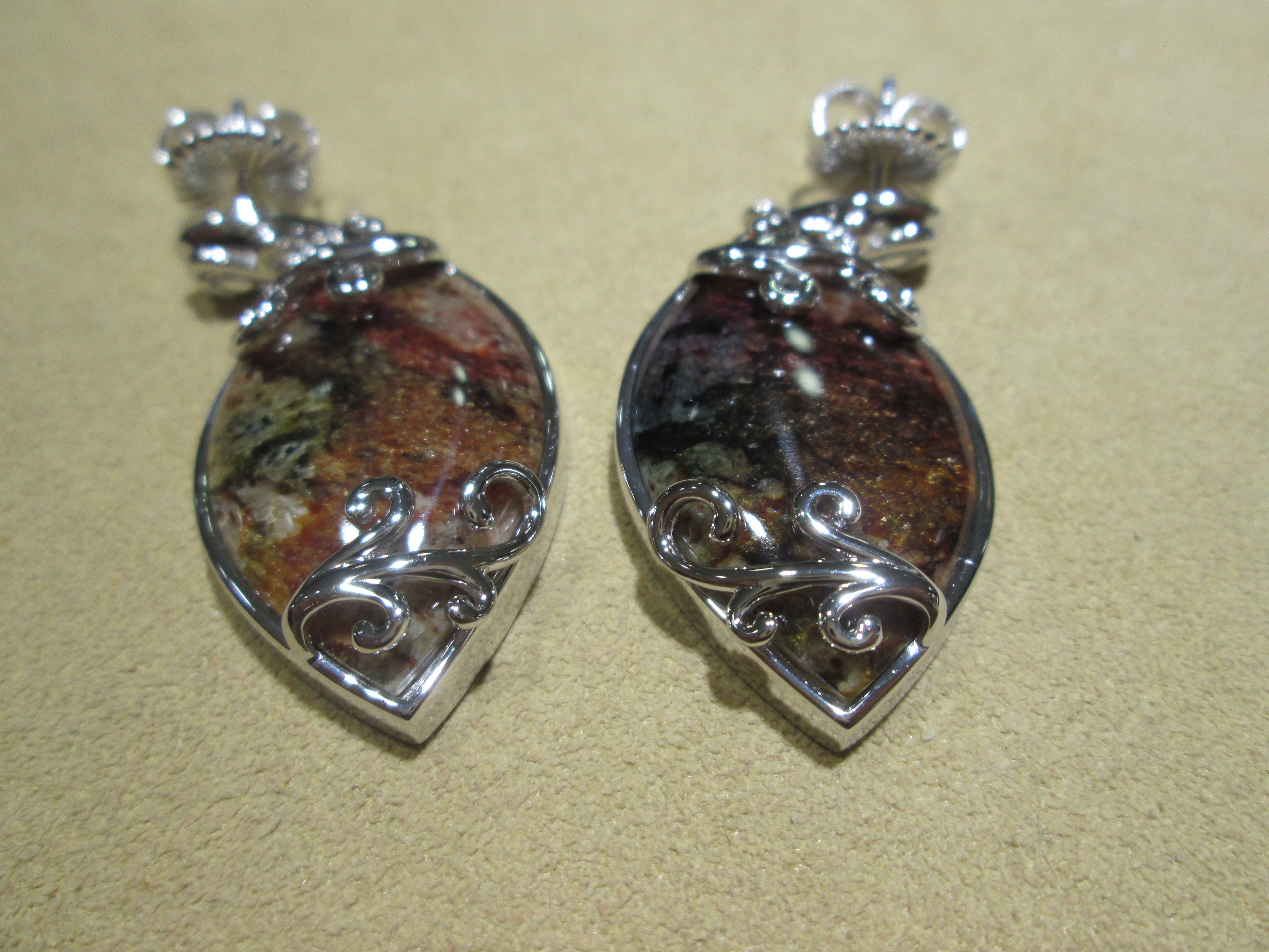 EARRING SILVER DESIGNER