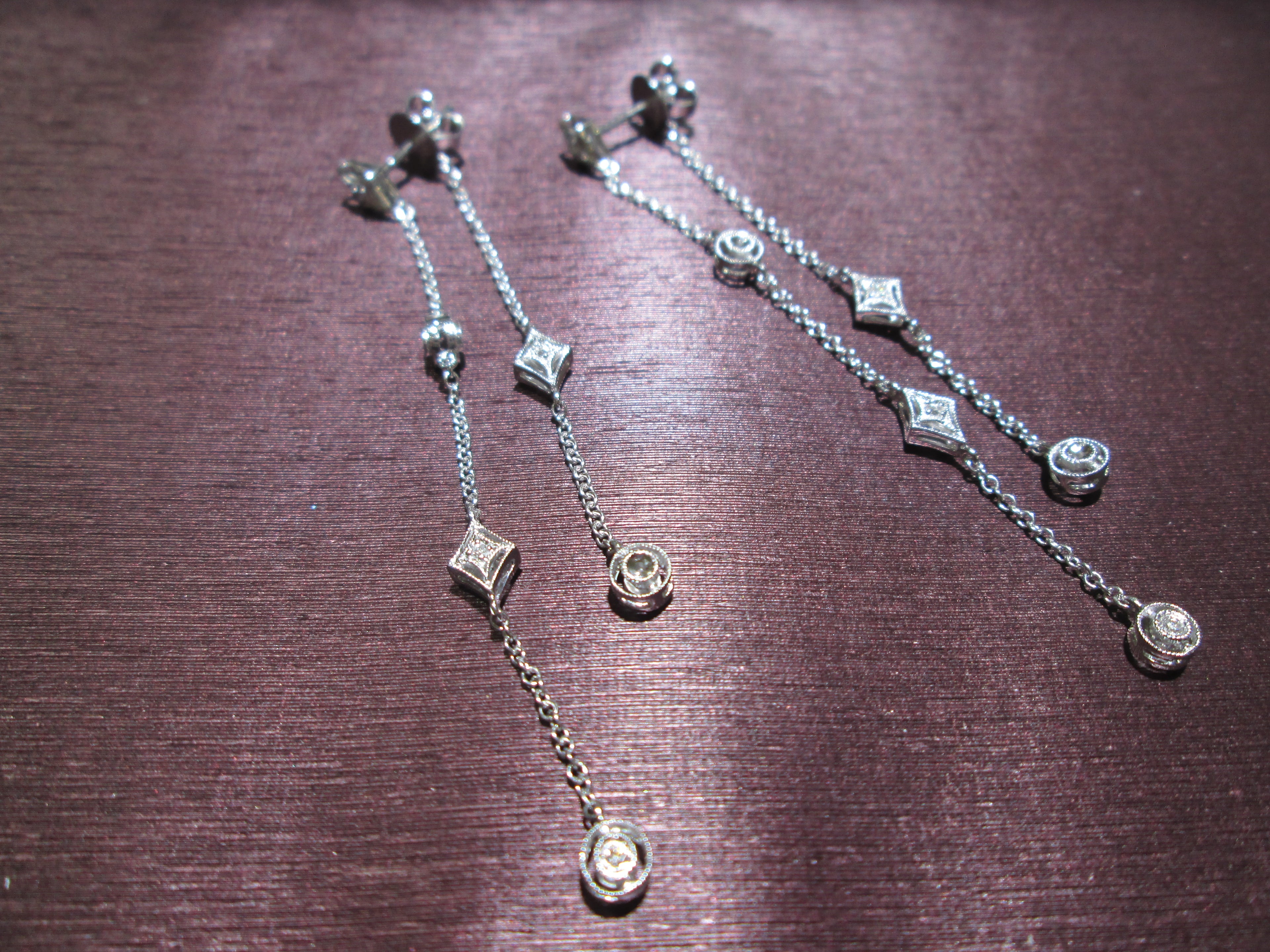 EARRING GOLD DESIGNER