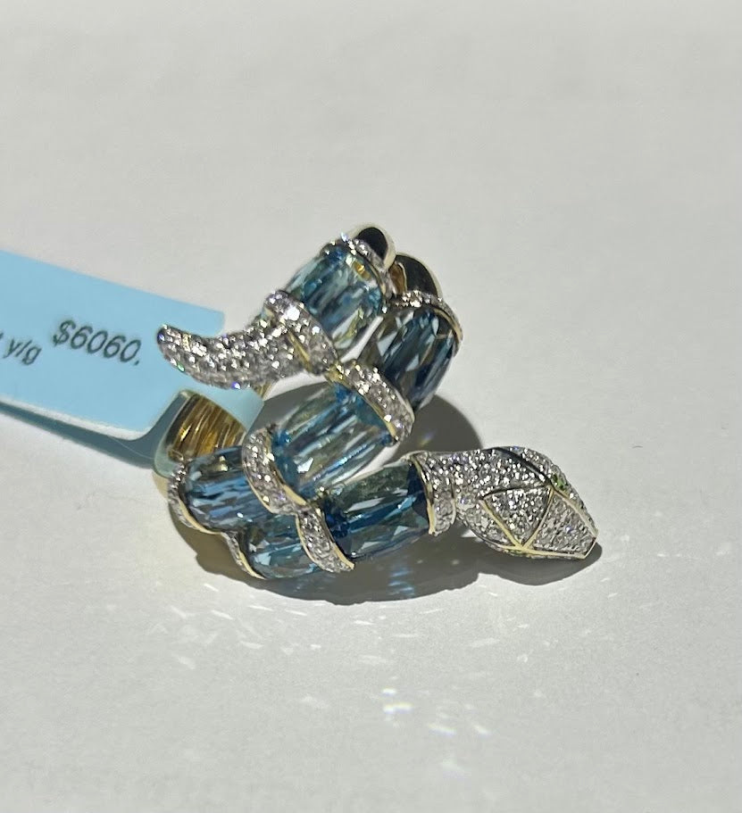 Ring Gold Designer