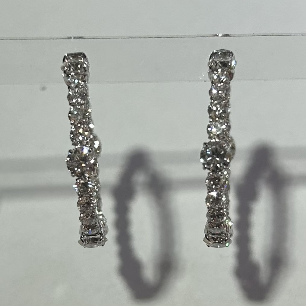 Earring Gold Designer