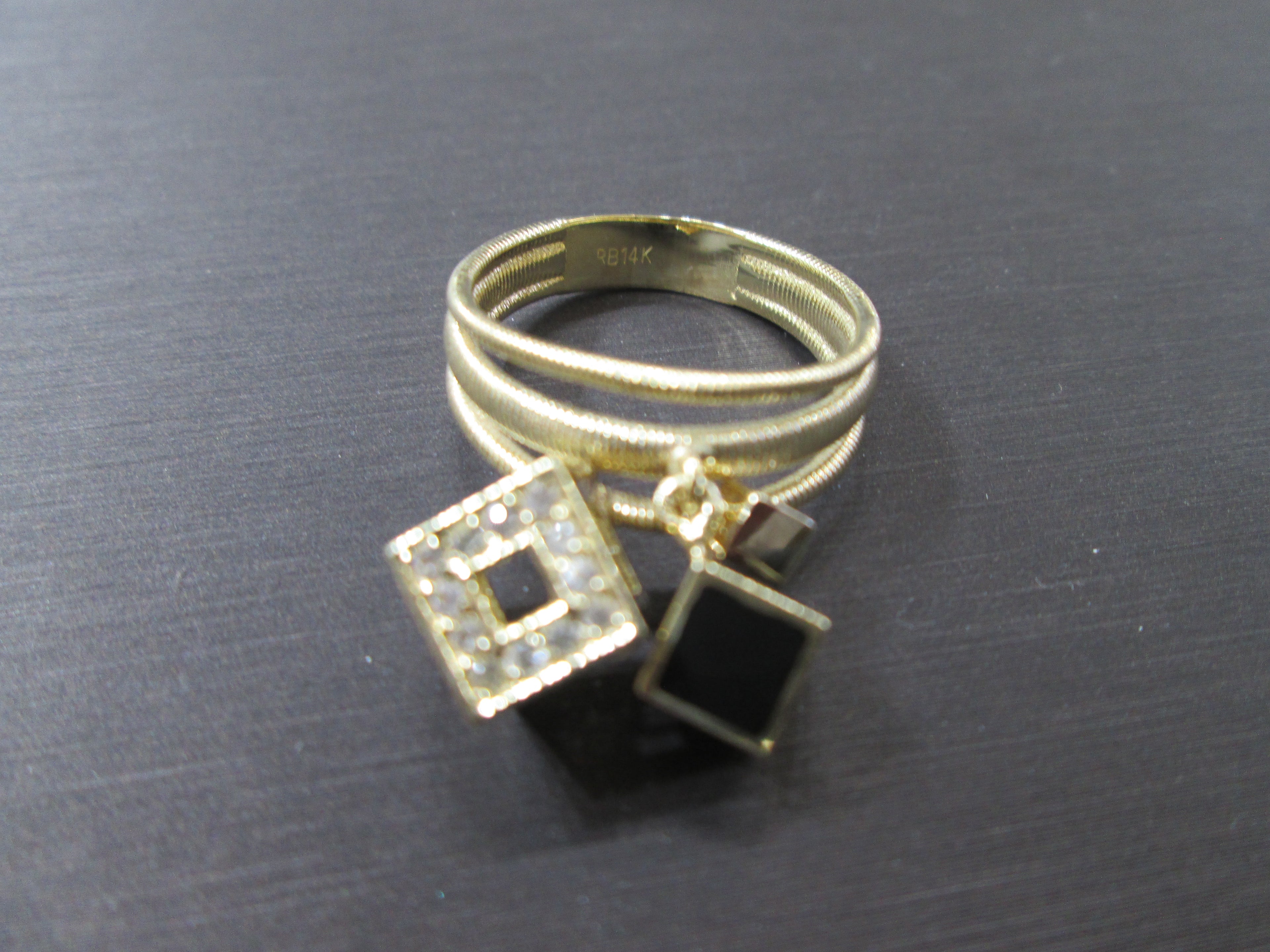 RING GOLD DESIGNER