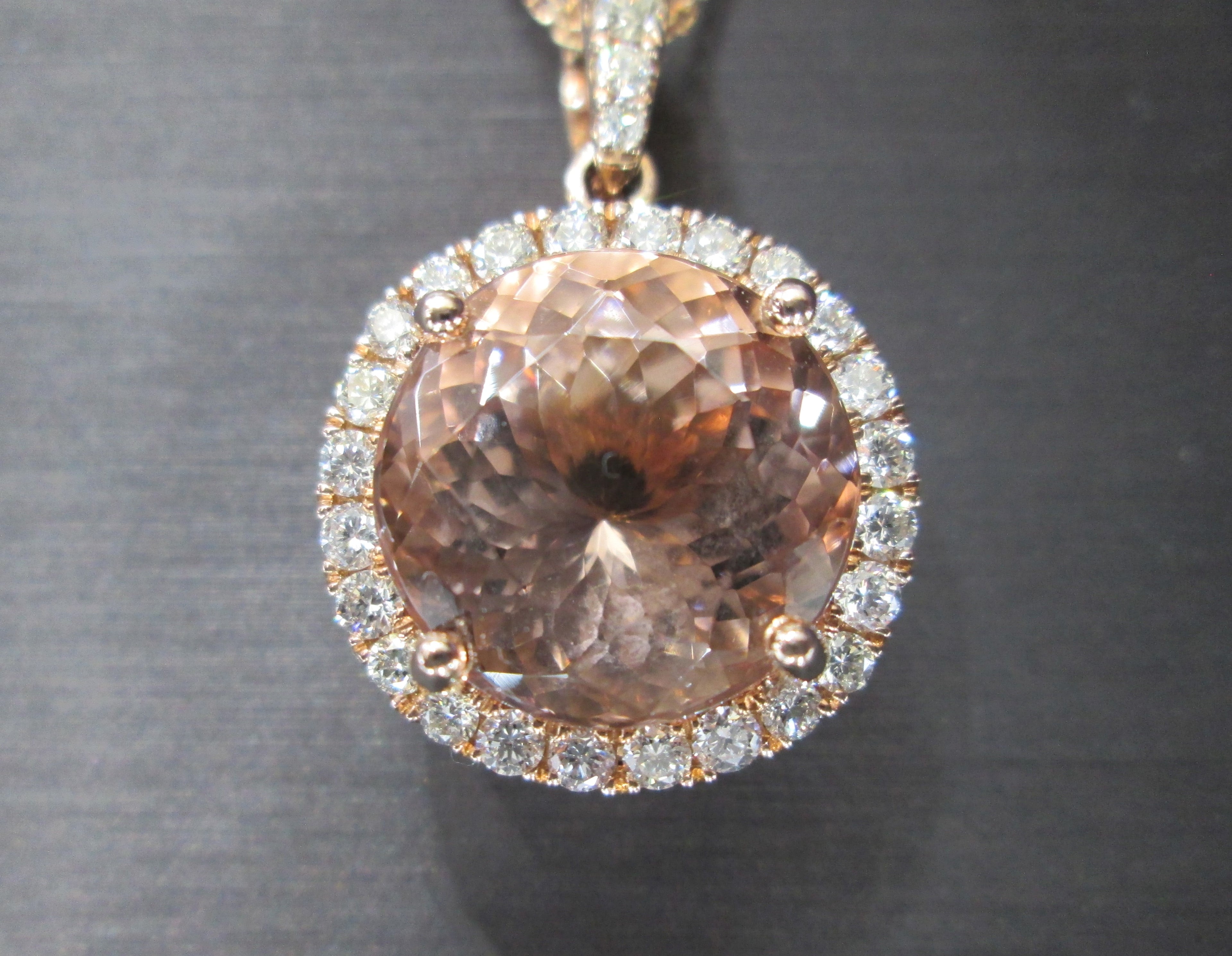 PENDANT GOLD DESIGNER