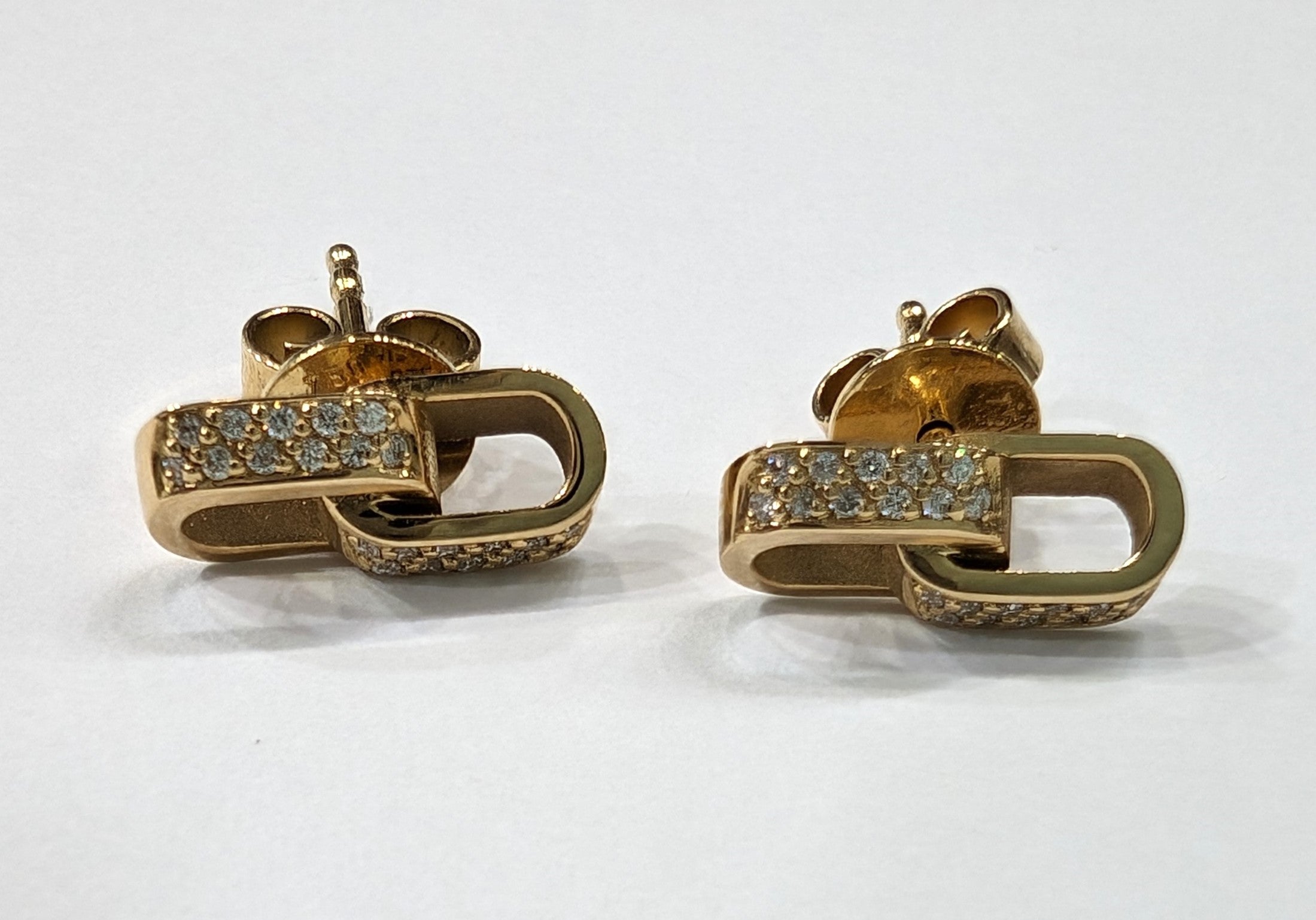 EARRING GOLD DESIGNER