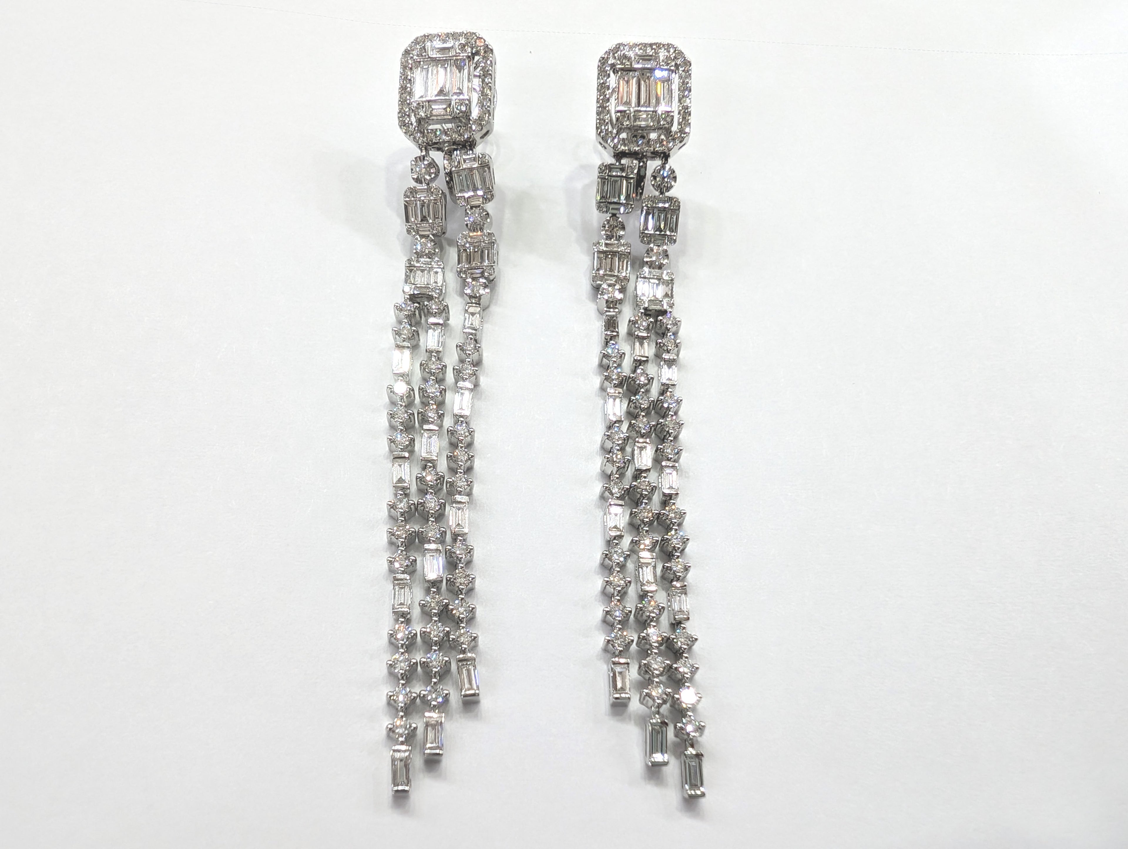 EARRING GOLD DESIGNER