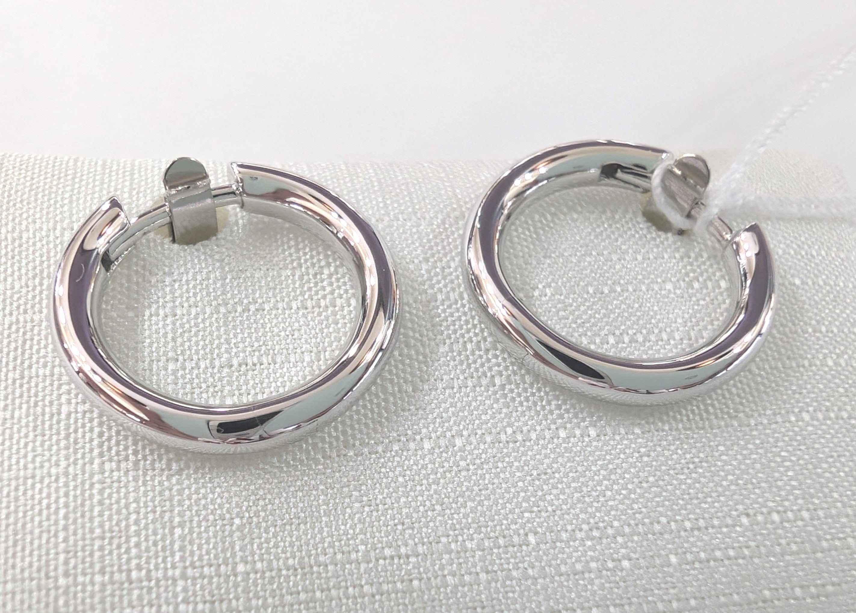 EARRING SILVER DESIGNER