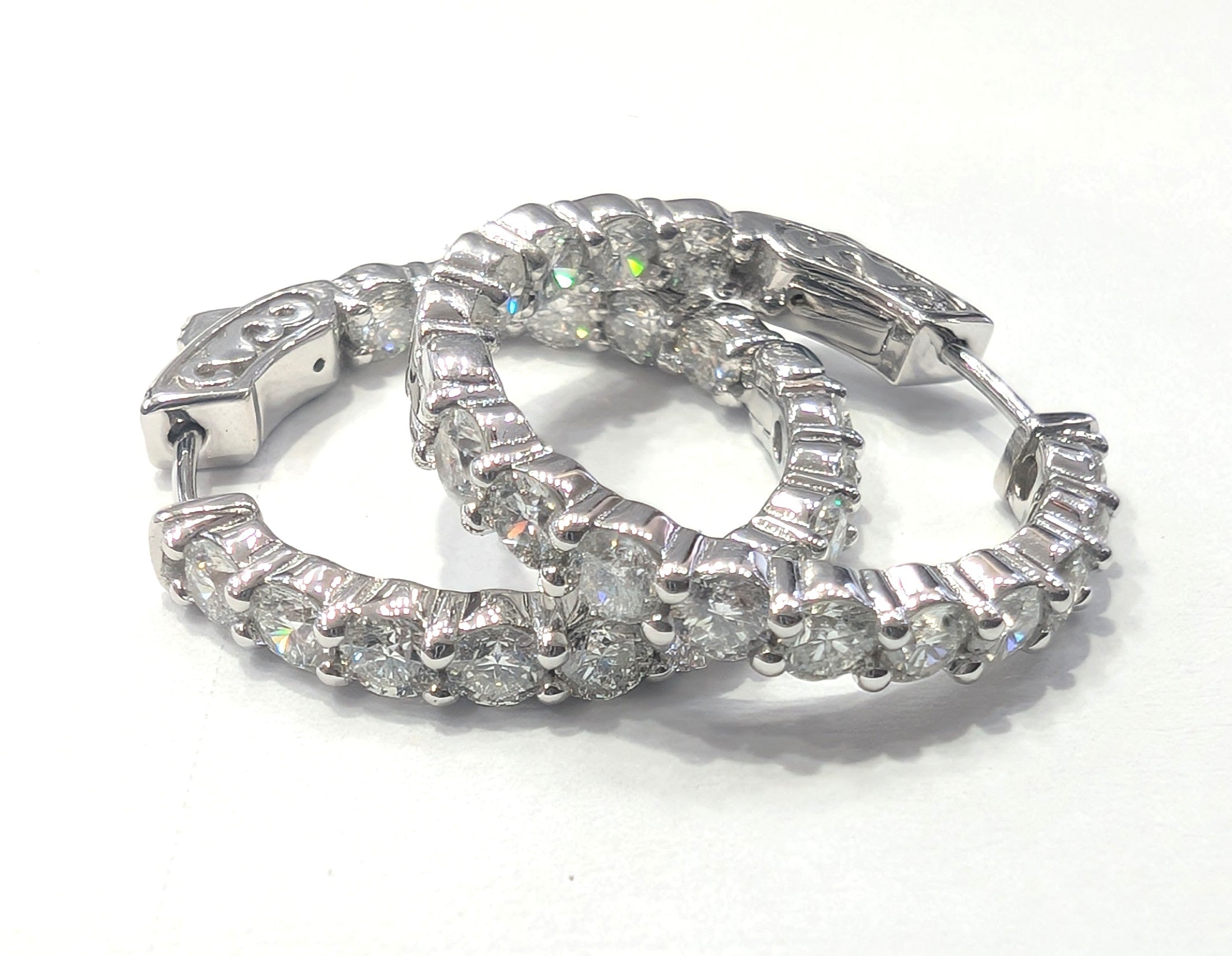 EARRING GOLD DESIGNER