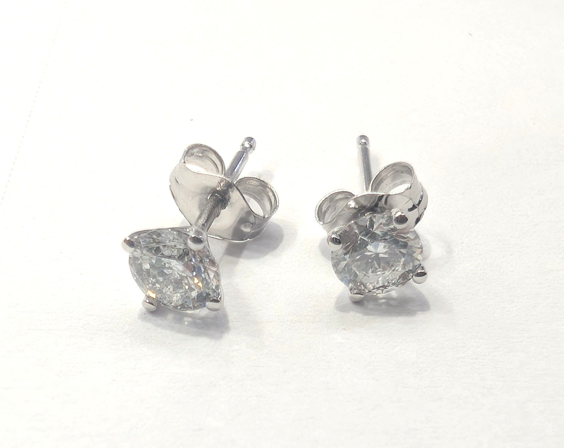 Earring Gold Designer