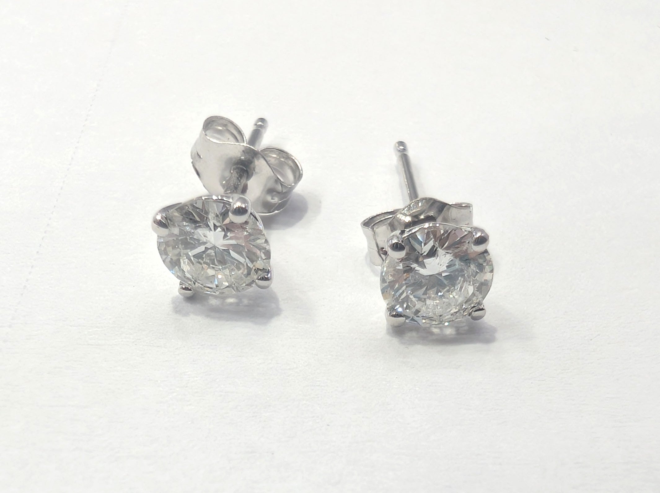 EARRING GOLD DESIGNER