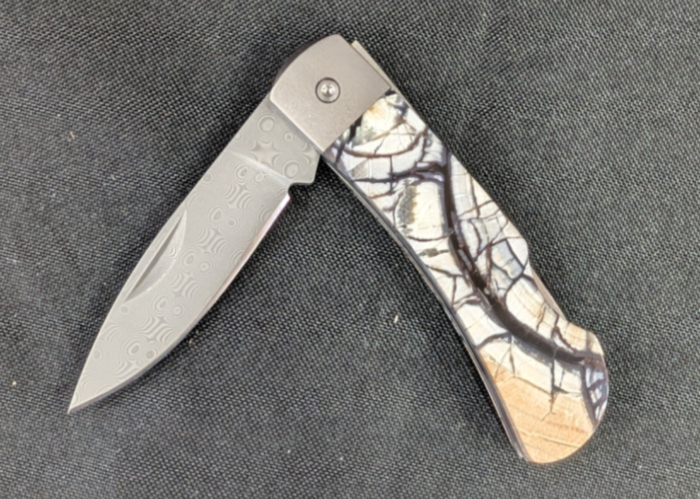 Knife