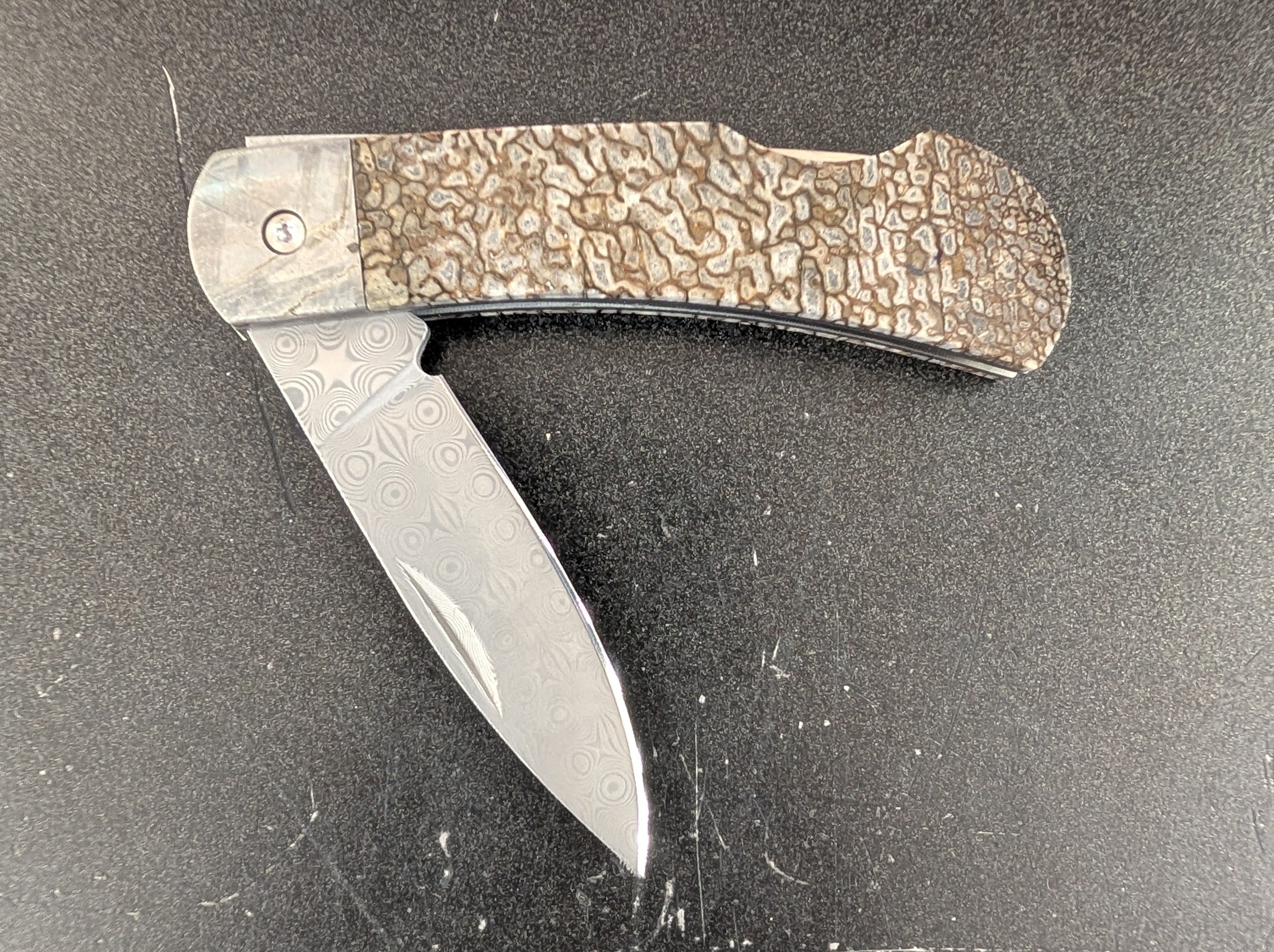 Knife