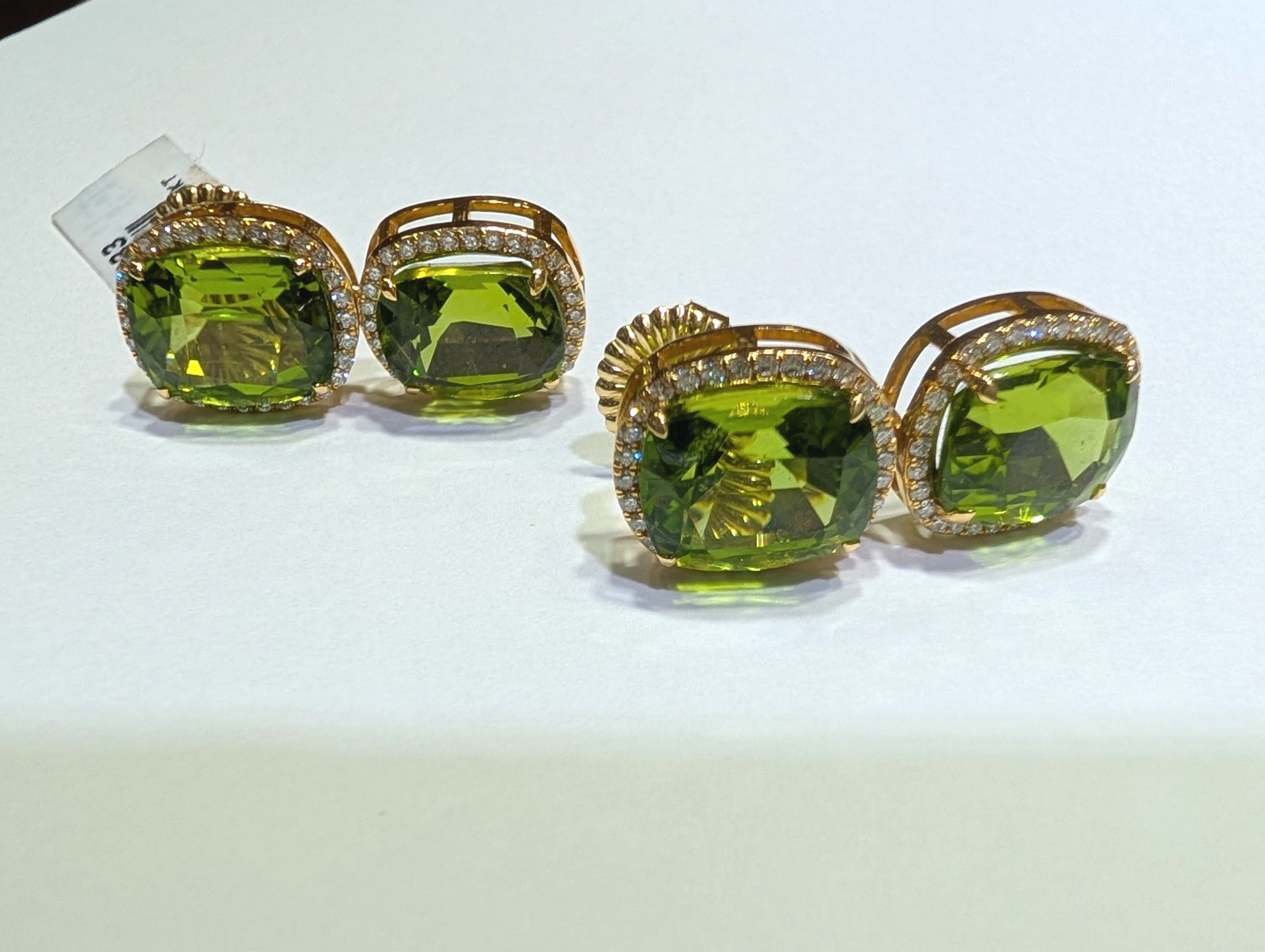 Earring Gold Designer