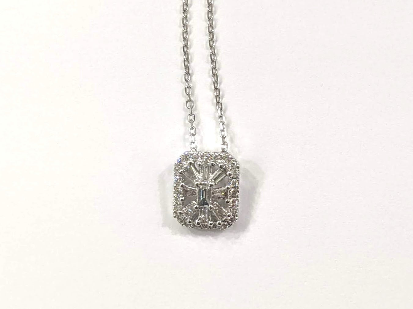 NECKLACE GOLD DESIGNER